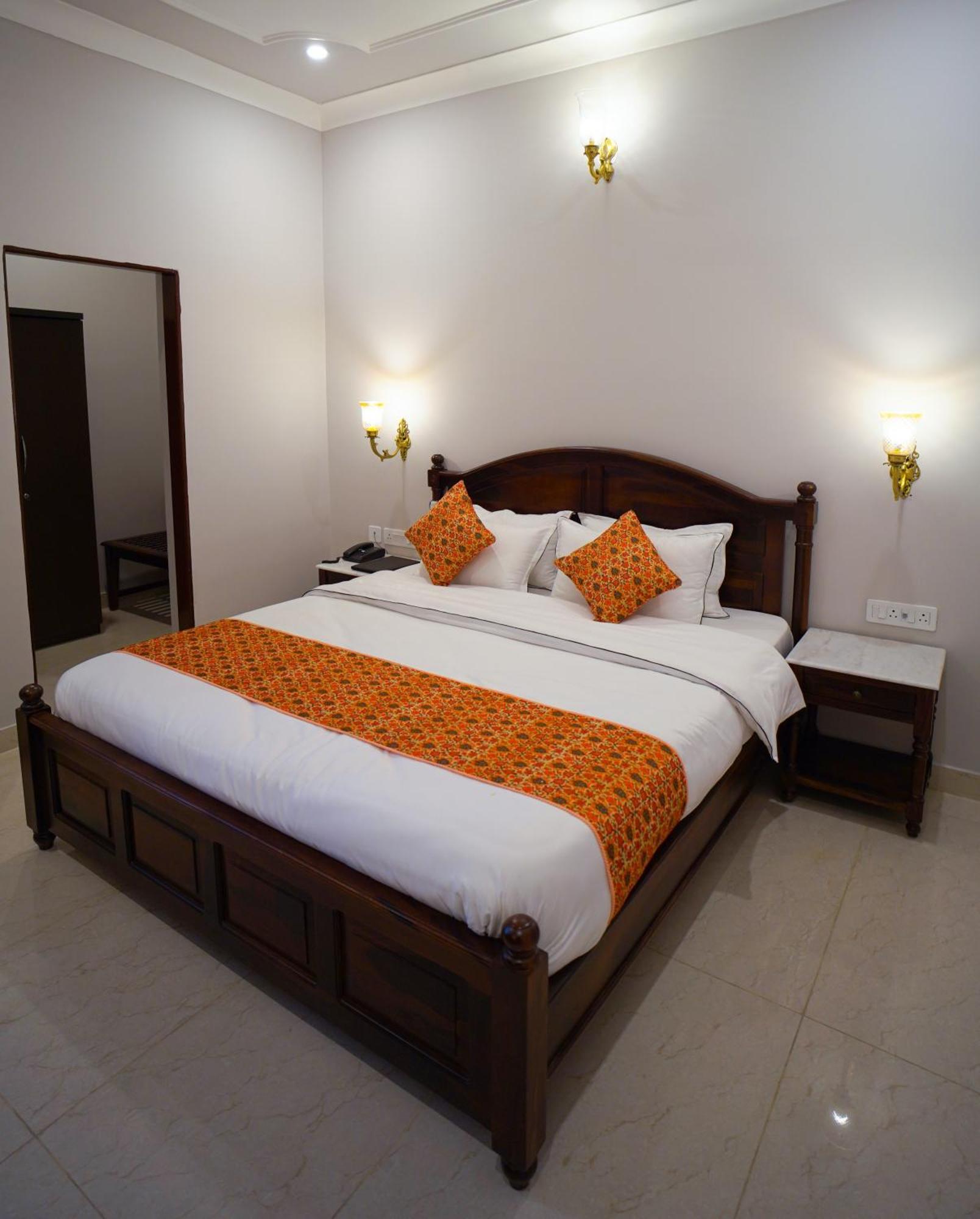 Chitawa Haveli Jaipur Hotel Exterior photo